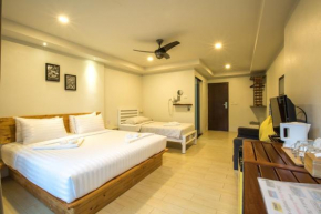 Good Dream Hotel (Khun Ying House)
